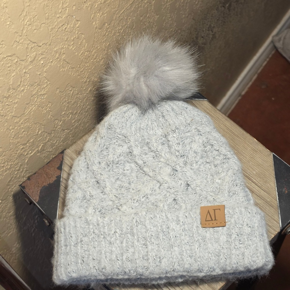 Delta Gamma DG Sorority Cable Knit Beanie Hat Gray Faux Fur Pom Pom Winter Cap